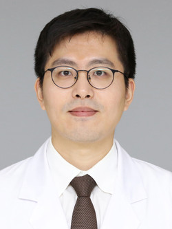 김동현 교수