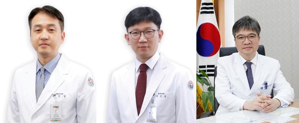 왼쪽부터 전남대병원 순환기내과 김민철 교수, 심장혈관 흉부외과 정인석 교수, 안영근 전남대병원장(순화기내과 교수)