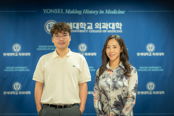 김상우 교수(사진 왼쪽)와 논문 제1저자인 하유진 박사.