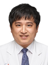 강동혁 교수
