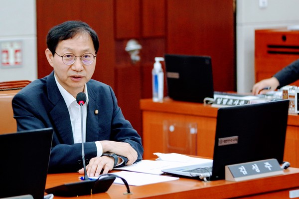 더불어민주당 김성주 의원(국회 보건복지위원회 간사)