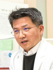 하홍구 교수